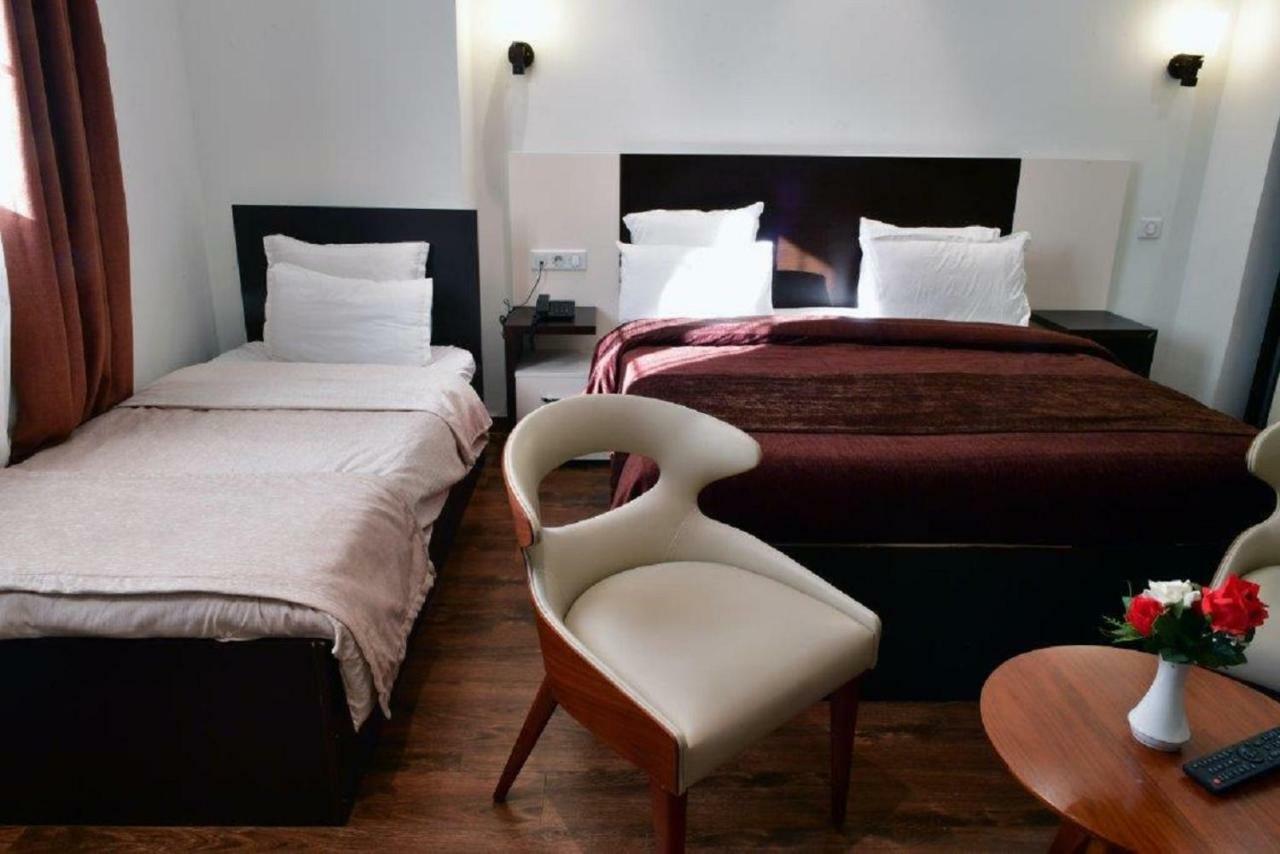 Ikram El Dhayf Otel Algiers Dış mekan fotoğraf
